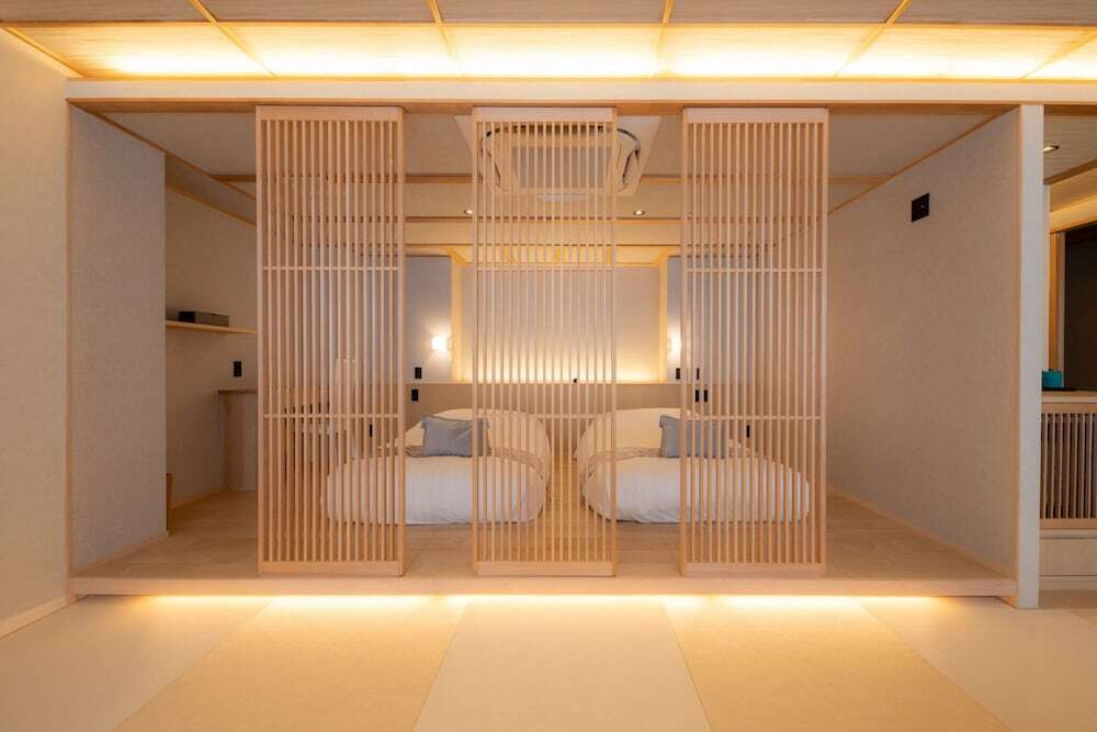 半露天風呂&サウナ付きスイート②