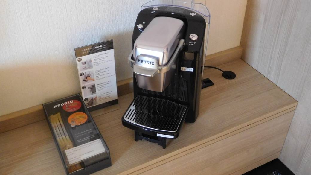 各室に備え付けのコーヒーマシン / 2