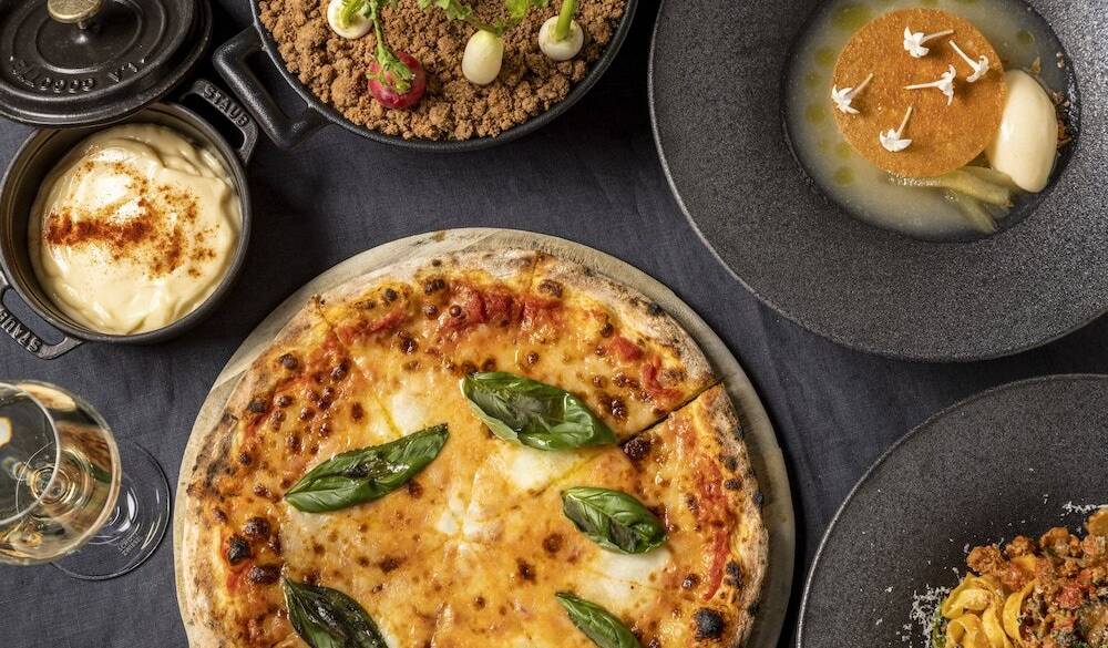 おしゃれダイニングで
おいしいディナーを♪ / 4