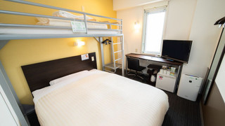 ダブルルーム ロフトベッド付き 禁煙