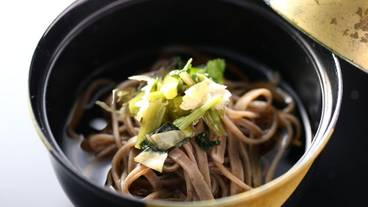 食事・飲み物 / 4