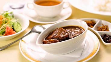 食事・飲み物 / 3