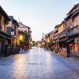 祇園の花見小路 / 2