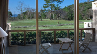 和洋室 (ベッド＋布団、6名定員)