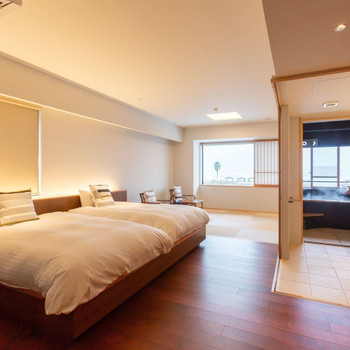 海を眺めながらゴロゴロできる老舗宿3643064