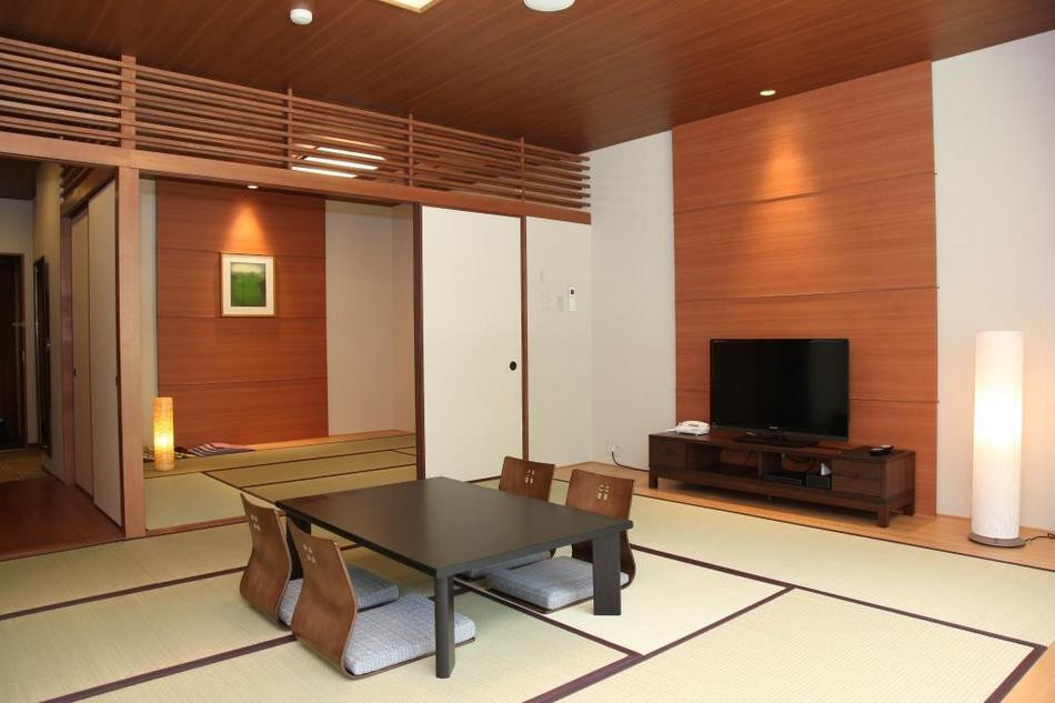 目の前にある川で水遊びができ、夜はライトアップイベントも！3948725