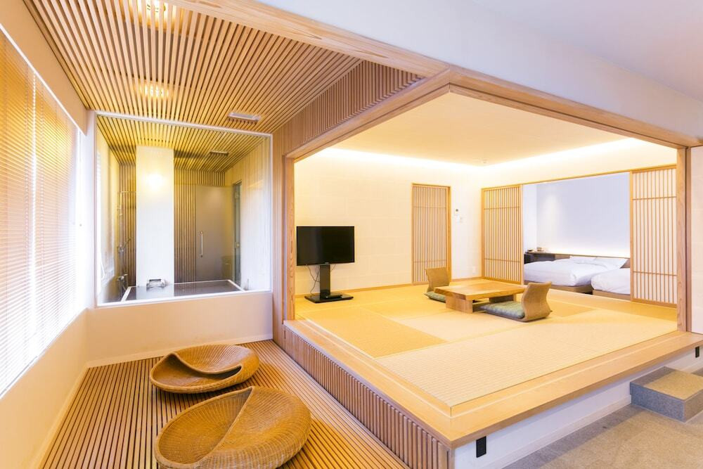 茶室のような心なごむ空間「葵」3732736