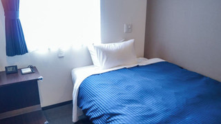 セミダブルルーム 喫煙可