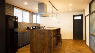 客室内のダイニングエリア / 5