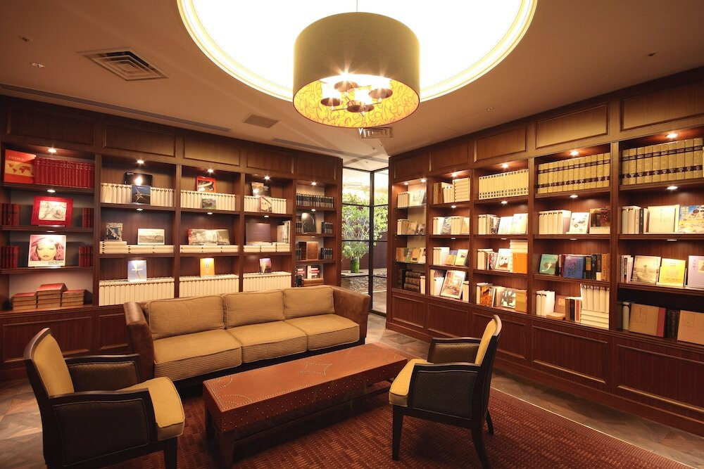 雨の日でも安心♪駅直結のラグジュアリーホテル4025303