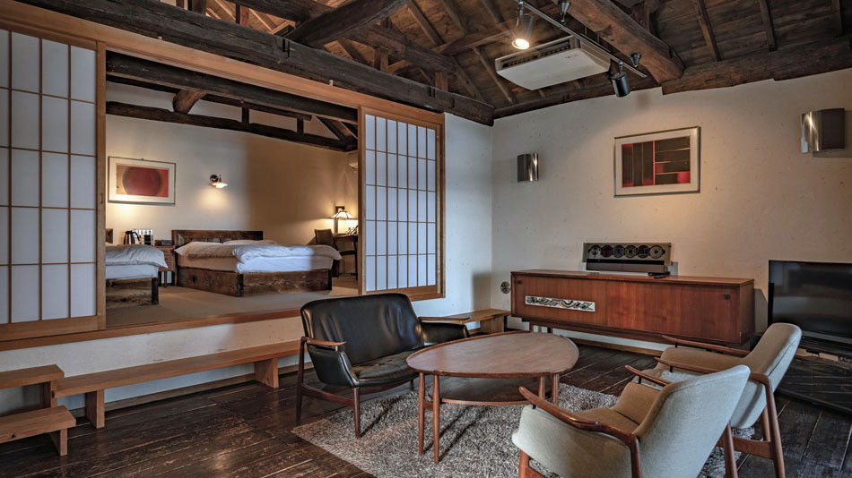 リスが住む森にひっそり佇む、大人の隠れ宿4244656