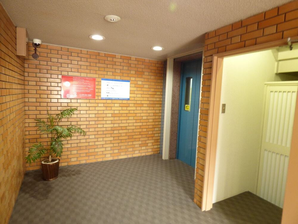 内部エントランス