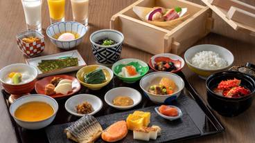 朝食 一例① / 4