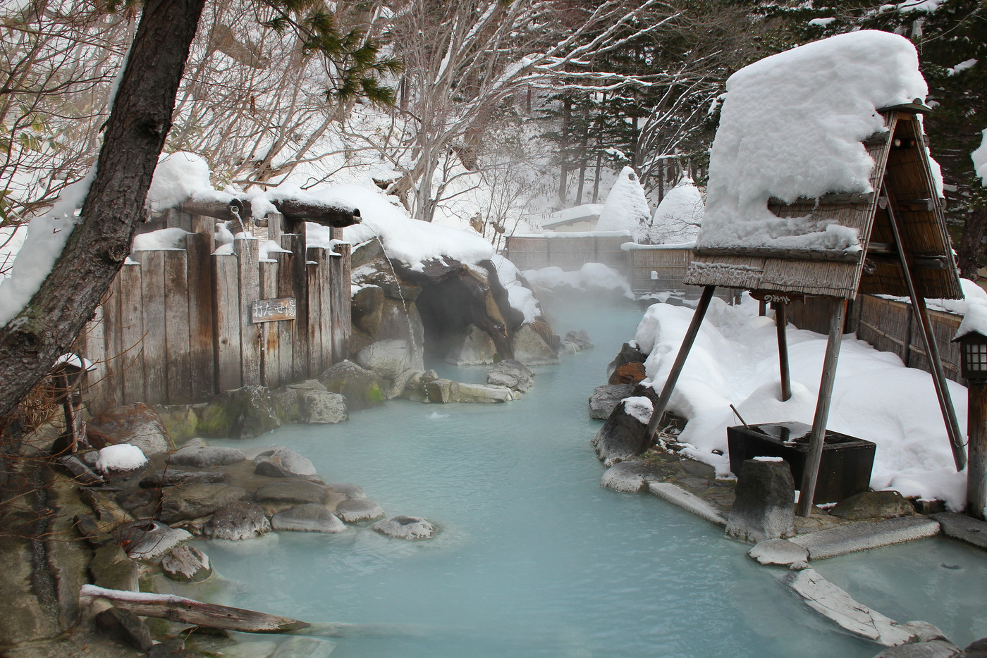 冬こそベストシーズン！雪見露天風呂を堪能できる新潟の宿3384587