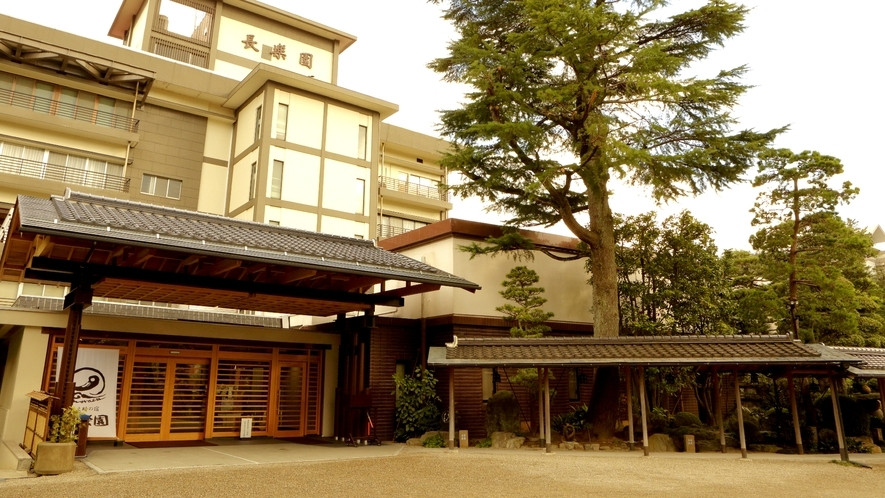 滞在中も旅気分？！お庭もお風呂もスケールの大きいお宿3627613