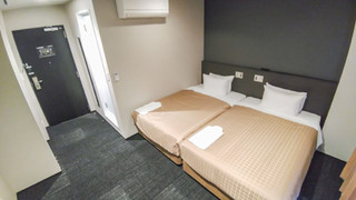 ツインルーム 2 ベッドルーム 喫煙可