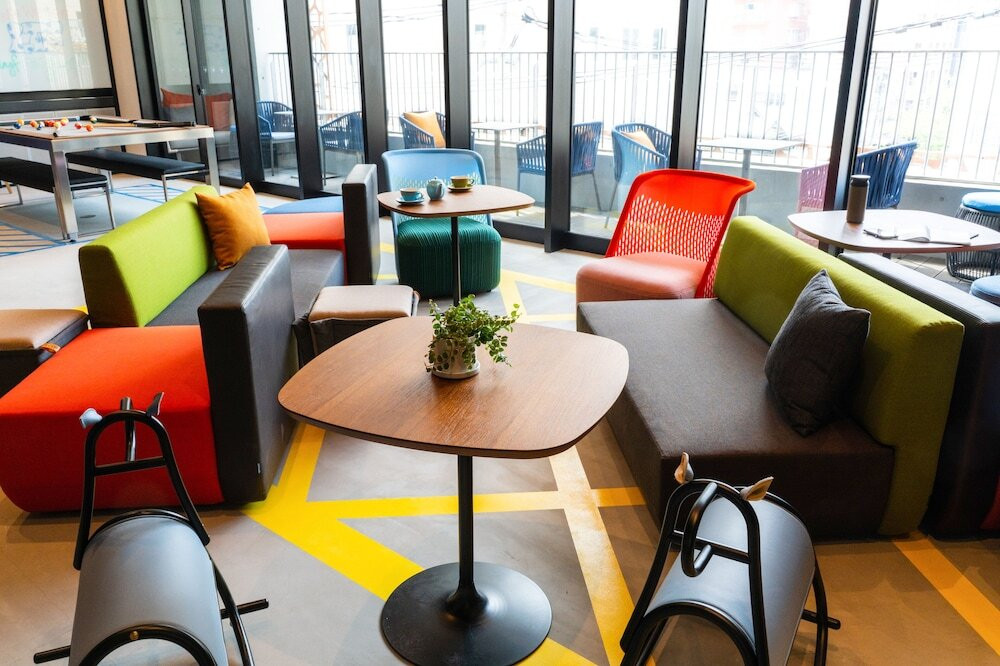 ロビー応接スペース