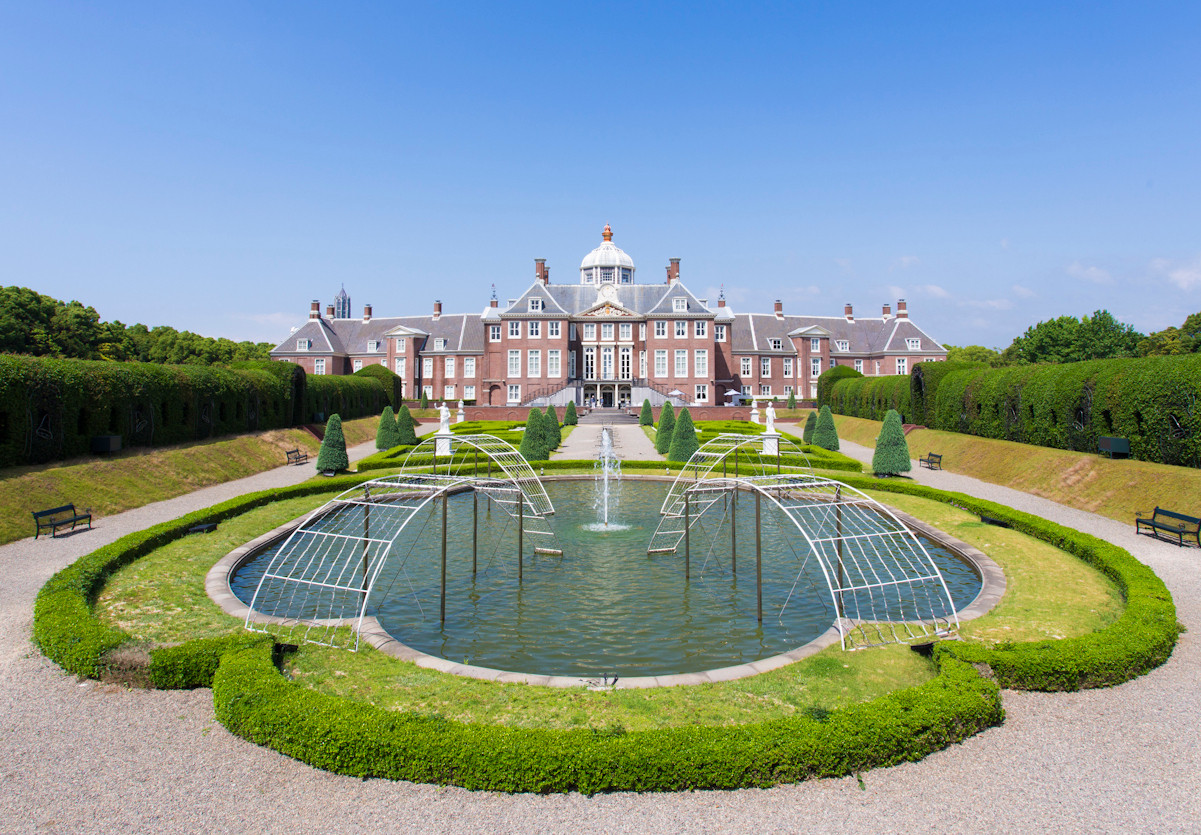 宮殿内のミュージアムで、心満たされる時間を2006073