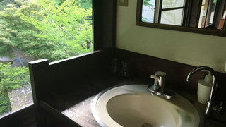 和室 (バス無しトイレ付き、喫煙可)