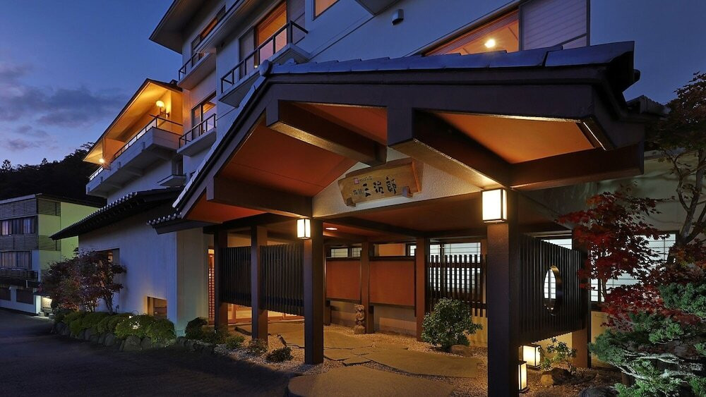 施設の正面