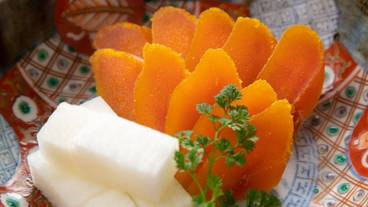 食事・飲み物 / 3