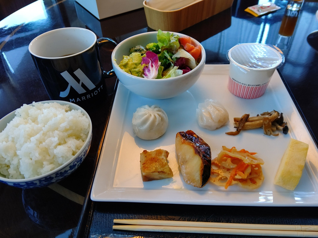 朝食ビュッフェ
