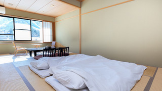 ファミリー和室 共用バスルーム