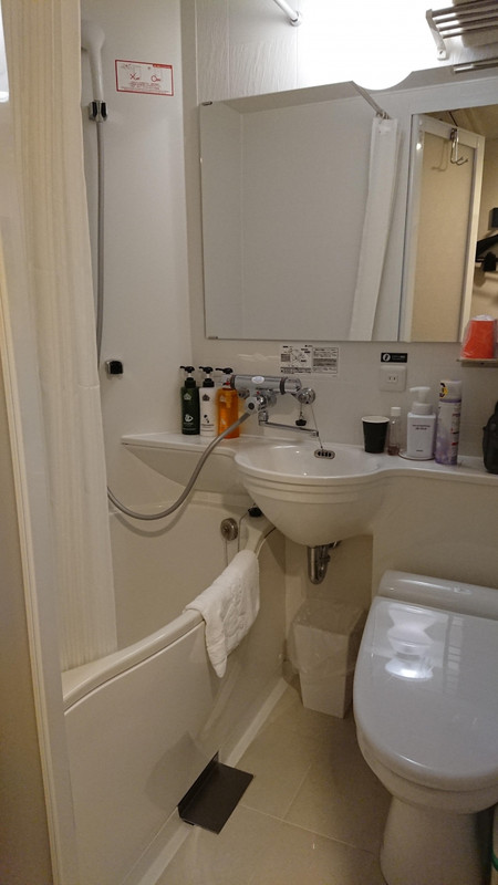 たまご型バスタブ