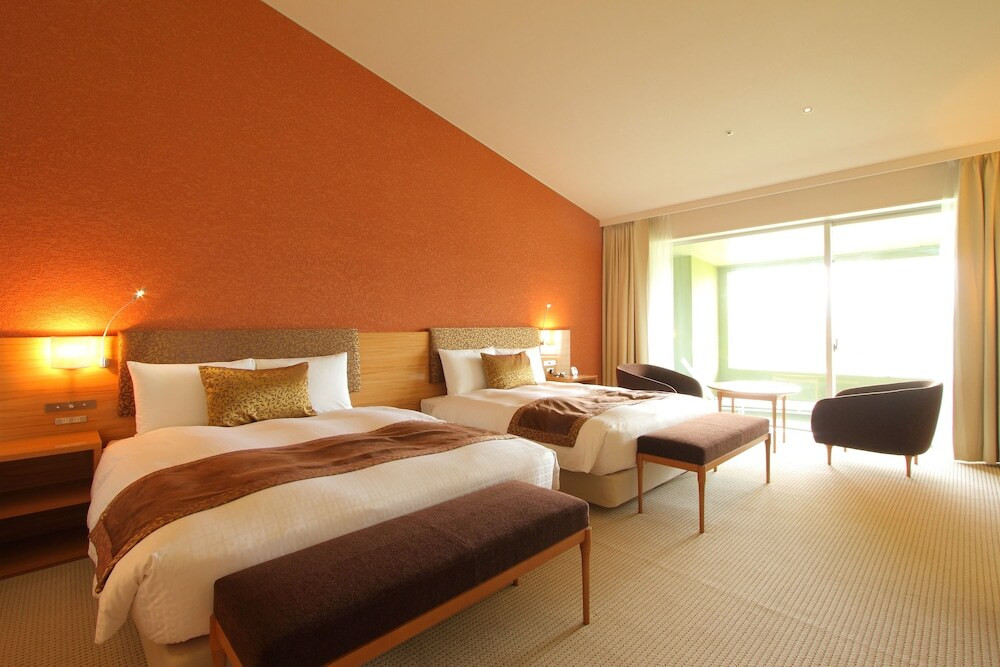 料理も温泉もエステも…非日常を満喫できるお宿3929539