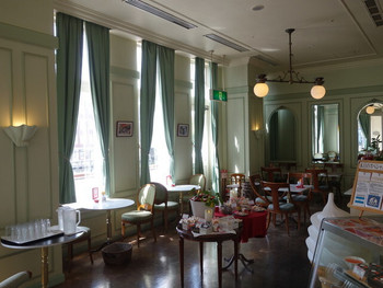 「カフェ デリプリュ」 内観 83419215 