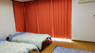 スタンダード トリプルルーム 共用バスルーム