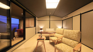 [本館] 最上階 露天風呂付き和室キングベッド 禁煙 (大人料金：3歳以上,0-3歳添い寝のみ)