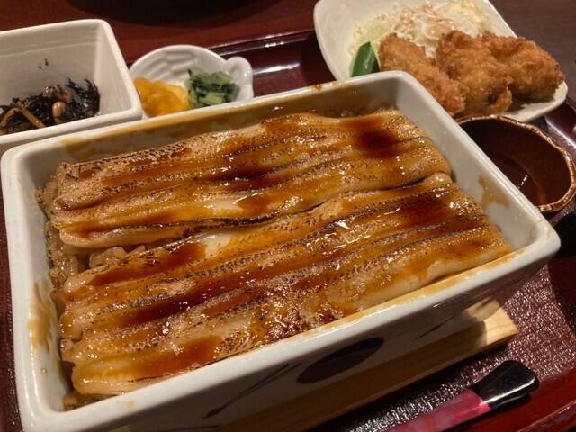 穴子と牡蠣フライの共宴 / 1