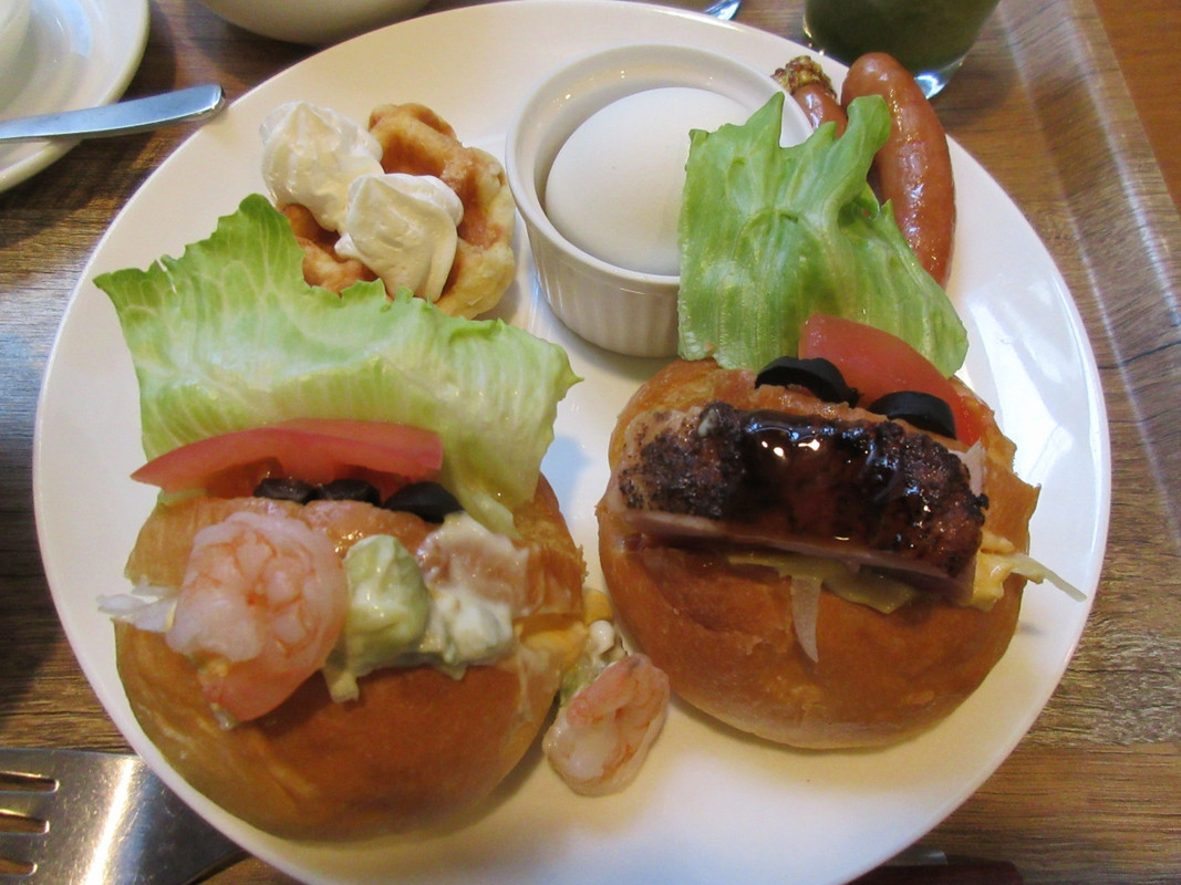 3種類から2つのサンドを選べる