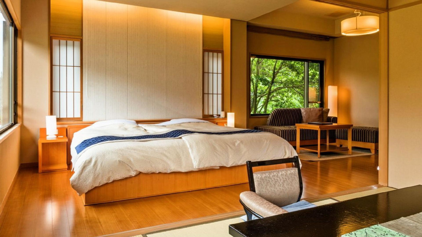 奈良偲の里 玉翠（ナラシノノサト ギョクスイ） / 2