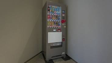 自動販売機 / 1