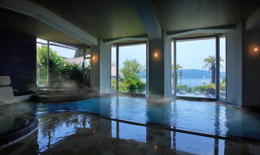 可愛い小鉢の向こうから、"元気"がやってくる朝食4010655