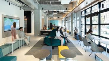 ロビー応接スペース / 10