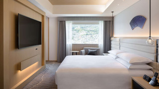 デラックス スイート キングベッド 1 台