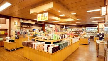 ギフト ショップ / 9