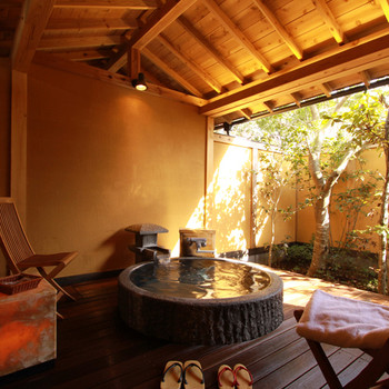 種類豊富な温泉で湯巡りを楽しんで♪3445510