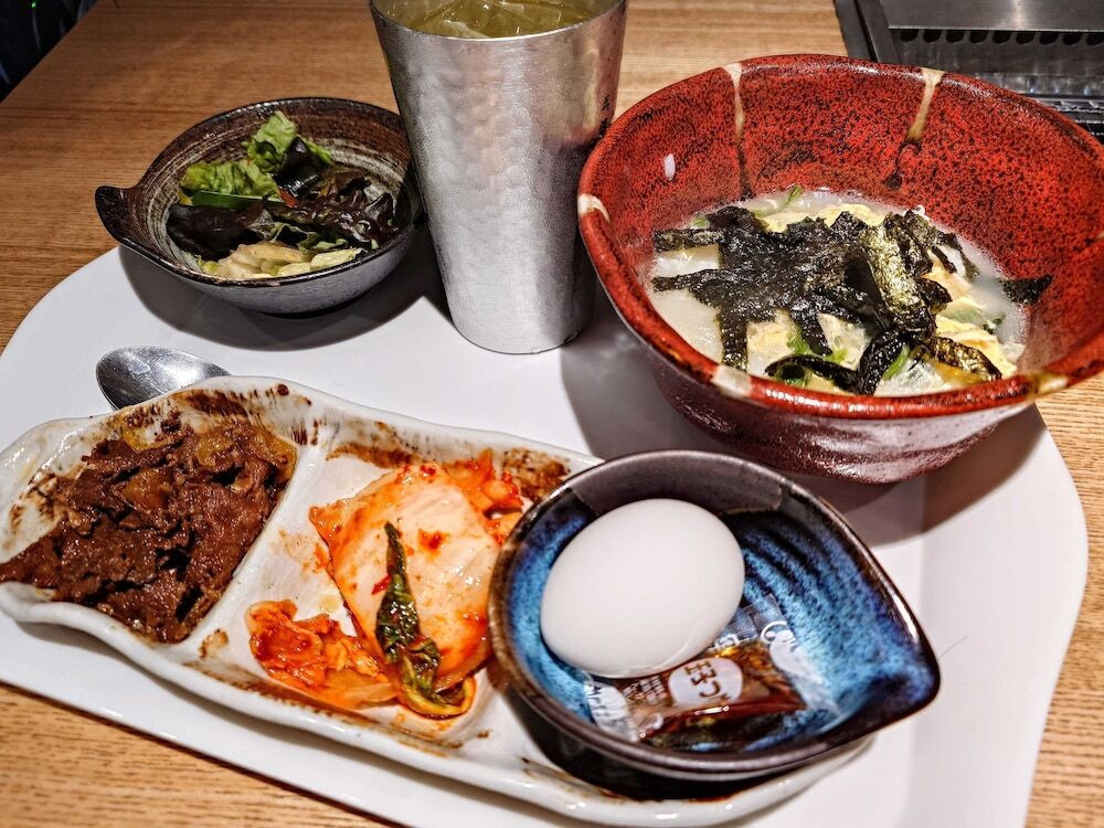 朝食