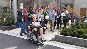 施設の入り口 / 21