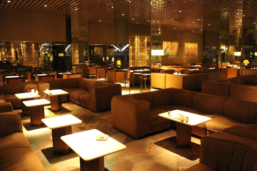 ロビーラウンジ