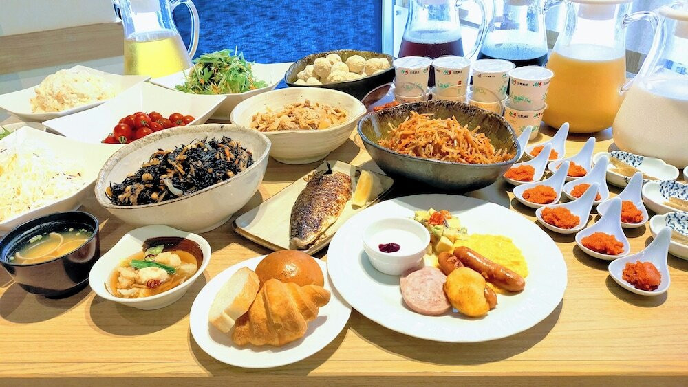 朝食