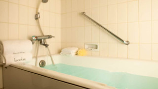 モデレート ツイン ルーム 禁煙