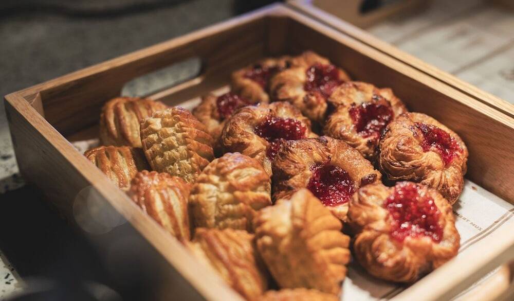 デニッシュなどパンの種類も豊富 / 3