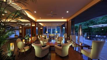 ロビー応接スペース / 4