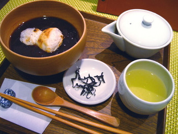 「和菓子菓寮ocobo」 料理 15854768 春日大納言ぜんざい　くき茶（白川茶）を添えて