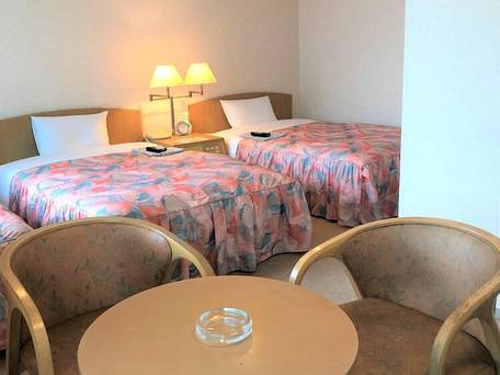 アーバンホテル三幸 / 1